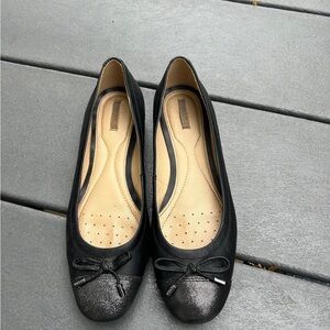 GEOX Elegant Black and Silver Women's Flats